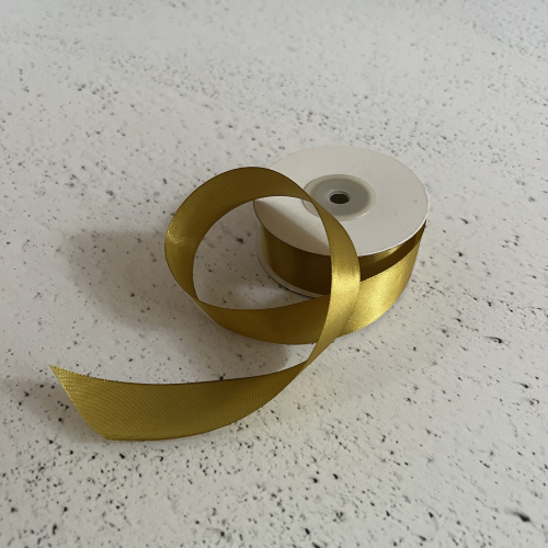 Лента атласная, золотисто-оливковый на катушке (картон), односторонняя, 25 мм х 25 ярд